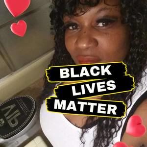 Meet your Posher, Lynette